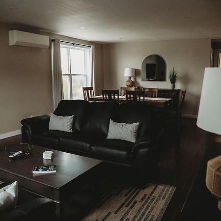Riverside Suites جراند فولز ويندسور المظهر الخارجي الصورة